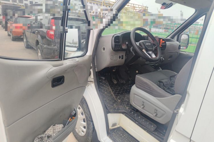 Used JMC Transit 2019 2.8T Commercial Version Long Wheelbase Mid-Roof 7-Seater Rear Single Tire China VI Emission Standard – JX493
