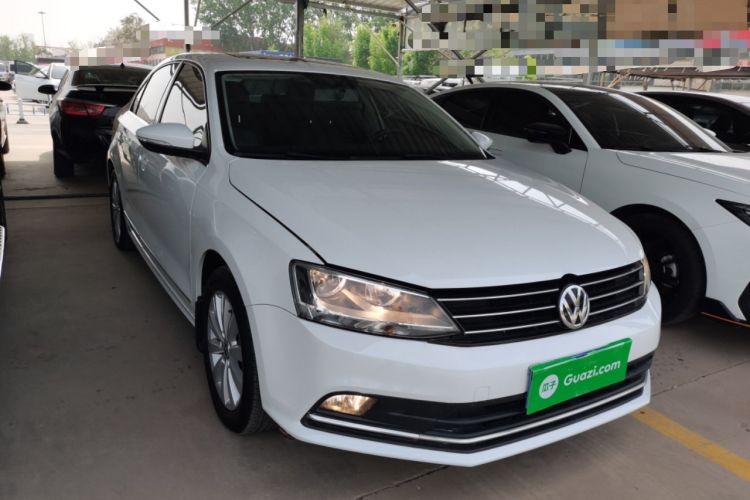 Used Volkswagen Sagitar 2015 1.6L Manual Comfort Model