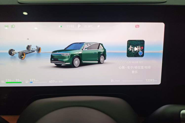 Used Hima AITO M8 2025 Extended-Range Ultra Version 53.4 kWh 6-Seater Edition
