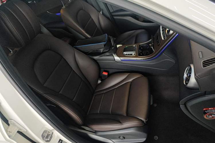 Used Mercedes-Benz GLC 2021 GLC 260 L 4MATIC Luxury Model