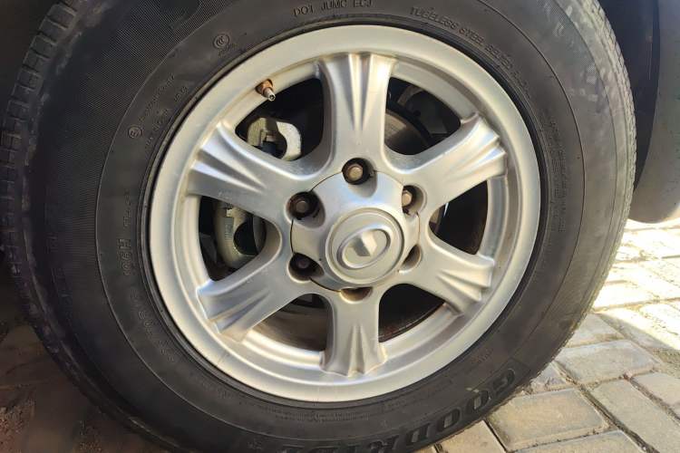 Used Great Wall Wingle 5 2013 2.4L European Version Two-Wheel Drive Elite Edition Big Double Cab – 4G69S4N
