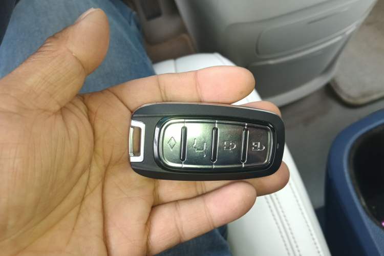 Used Buick GL8 2020 Avenir Avia Four-Seat Luxury Edition
