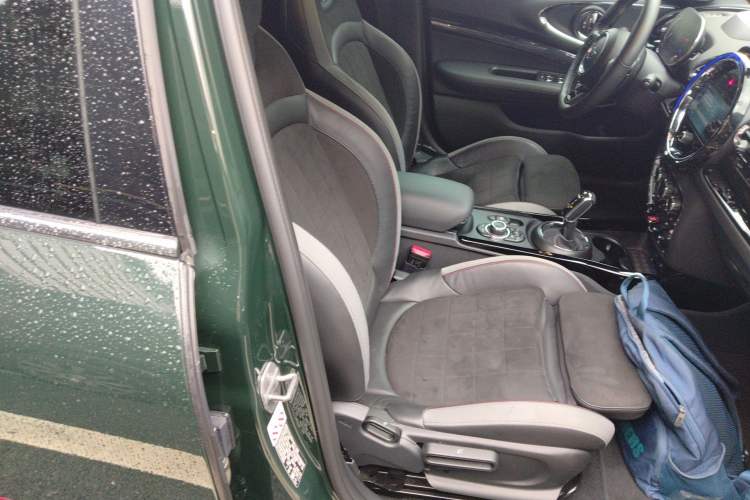 Used MINI JCW CLUBMAN 2022 2.0T JOHN COOPER WORKS ALL-IN Right Front Seat