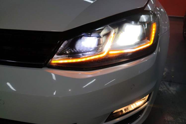 Used Volkswagen Golf 2017 230TSI Automatic Luxury Million-Vehicle Commemorative Edition