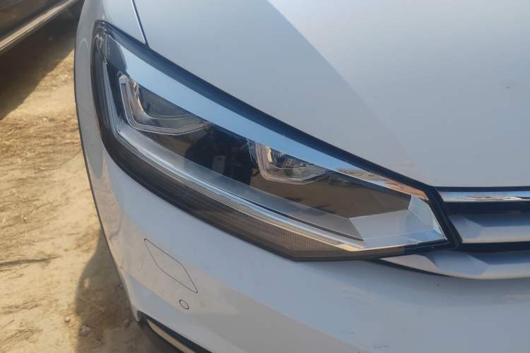 Used Volkswagen Touran 2021 Volkswagen Touran L 280TSI DSG Boundary Edition 7-Seater