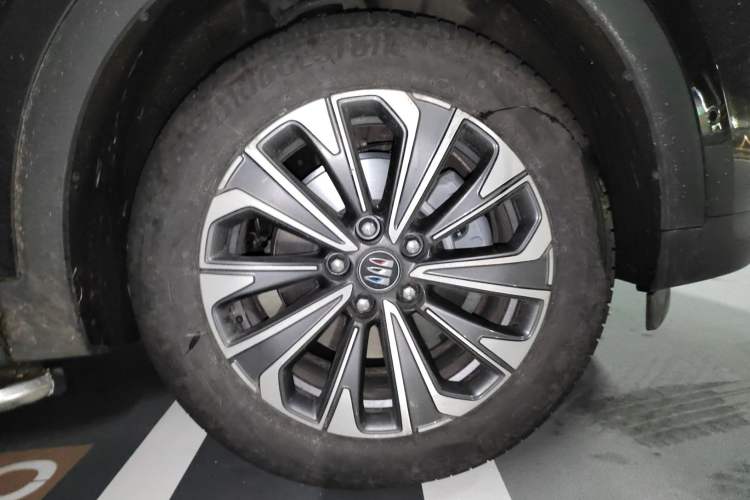 Used Buick Envision 2025 Encore Plus 28T Two-Wheel-Drive Platinum Edition
