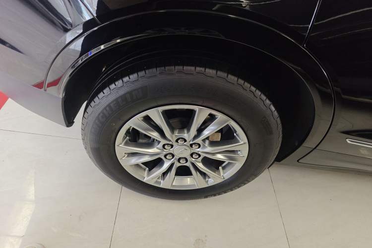 Used Cadillac XT5 2021 28T Luxury Model
