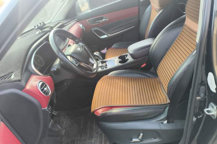 Used JAC Refine S7 2017 2.0T Automatic Luxury Model