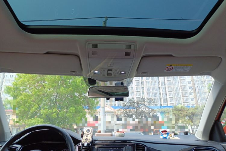 Used Volkswagen T-ROC 2018 280TSI DSG Two-Wheel Drive Comfort Version China VI Standard
