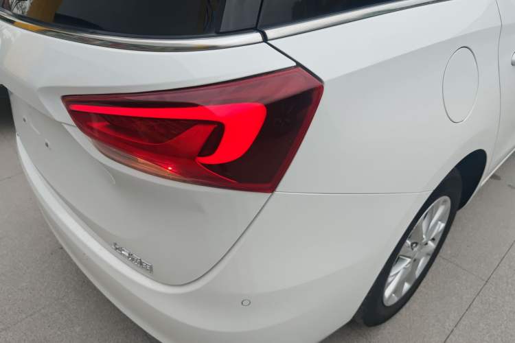 Used Buick GL6 2019 18T 6-Seater Elite Version China VI Standard