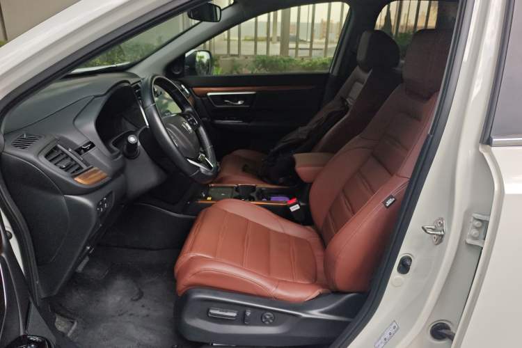 Used Honda CR-V 2021 240TURBO CVT 2WD Fashion Edition