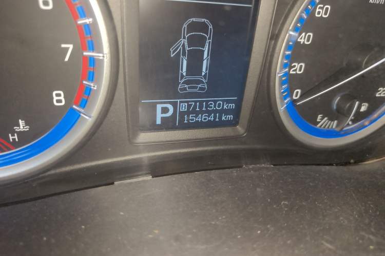 Used Suzuki S-Cross 2014 1.6L CVT Two-Wheel Drive Elite Version
