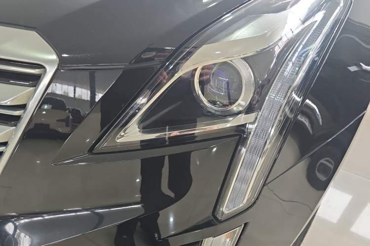 Used Cadillac XT5 2018 25T Tech Model
