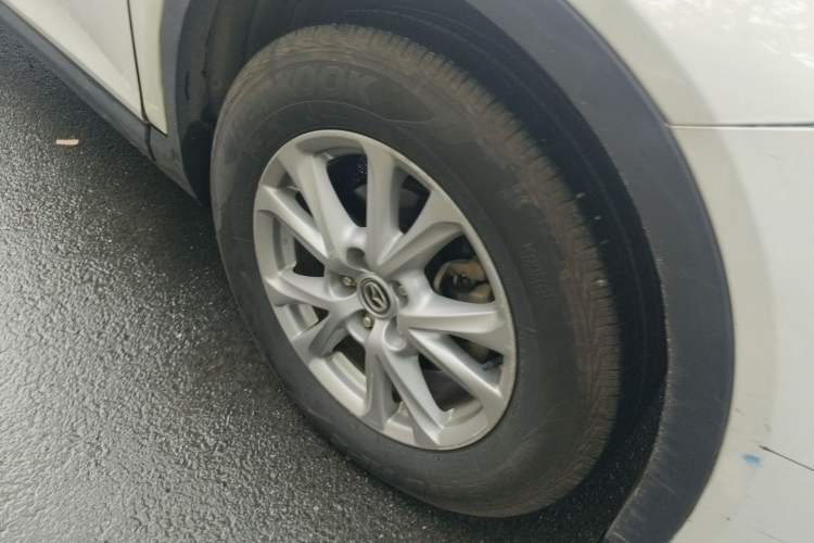 Used Mazda CX-4 2016 2.0L Automatic 2WD Blue Sky Dynamic Edition Right Front Wheel Hub