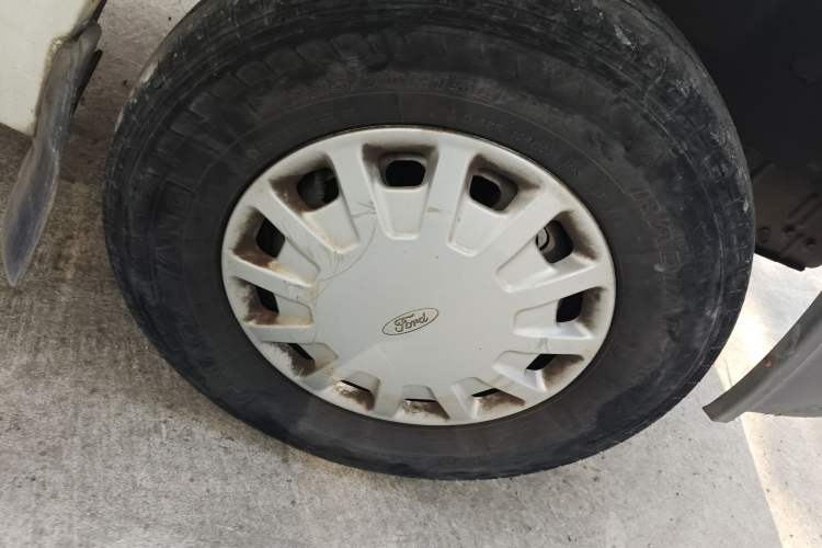 Used Ford Classic Transit 2015 2.8T Diesel Multi-Function Long-Wheelbase 6-Seater Mid-Roof JX493ZLQ4