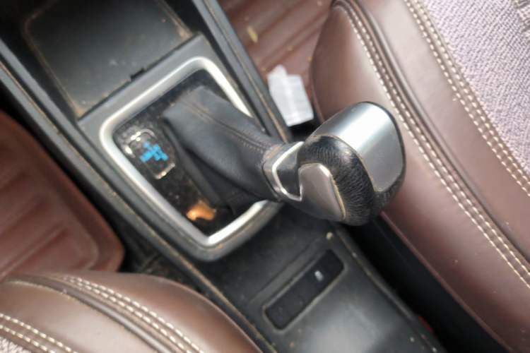 Used Haval H1 2015 1.5L AMT Luxury Model