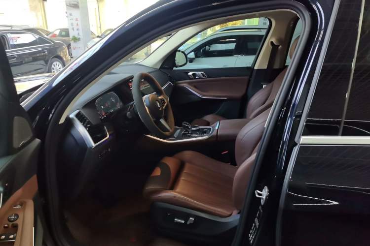 Used BMW X5 2021 xDrive40i M Sport Package
