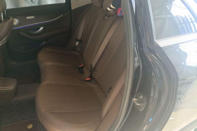 Used Mercedes-Benz E-Class 2023 E 260 L