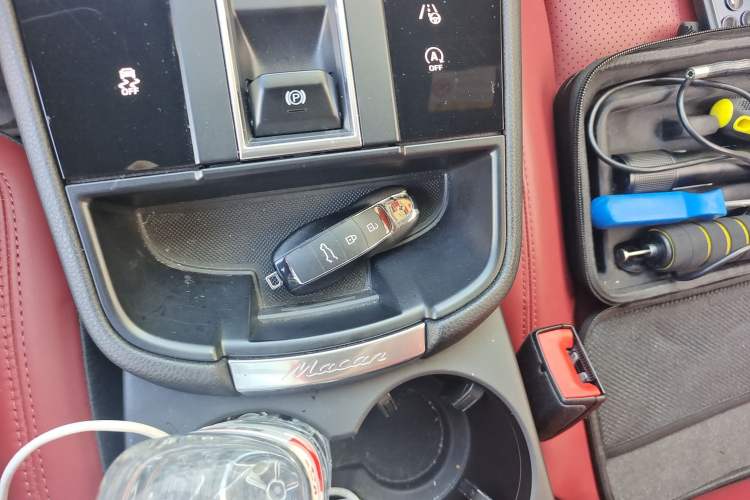 Used Porsche Macan 2023 Macan 2.0T