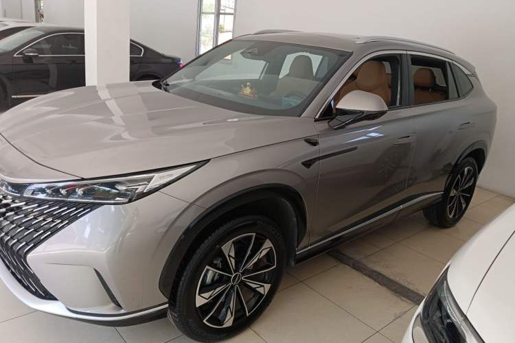 Used Roewe RX5 2023 1.5T Luxury Sliding-Screen Version