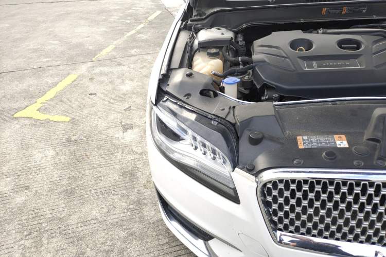 Used Lincoln MKZ 2017 2.0T Luxury Edition
