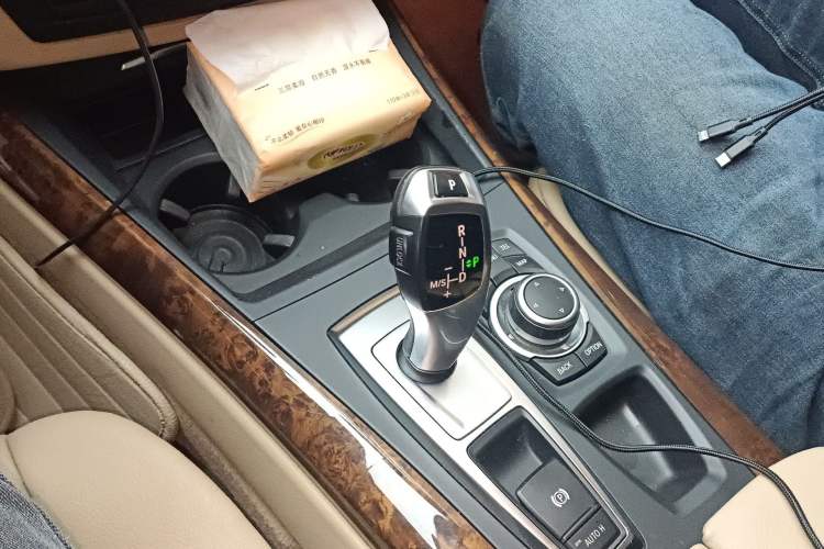 Used BMW X5 2011 xDrive35i Luxury Model Gear Lever