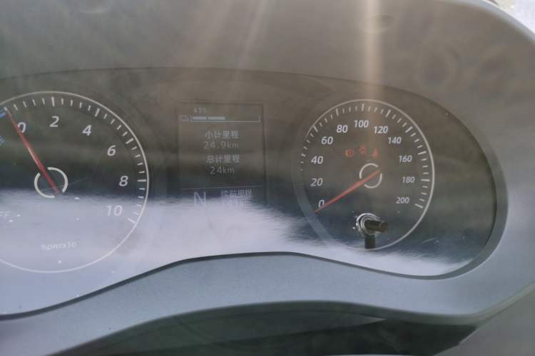 Used Wuling Yangguang 2025 Model 400km Bus Edition—Comfort Edition