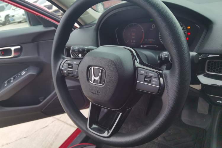 Used Honda Civic 2023 HATCHBACK 240TURBO CVT Zhiyue Edition
