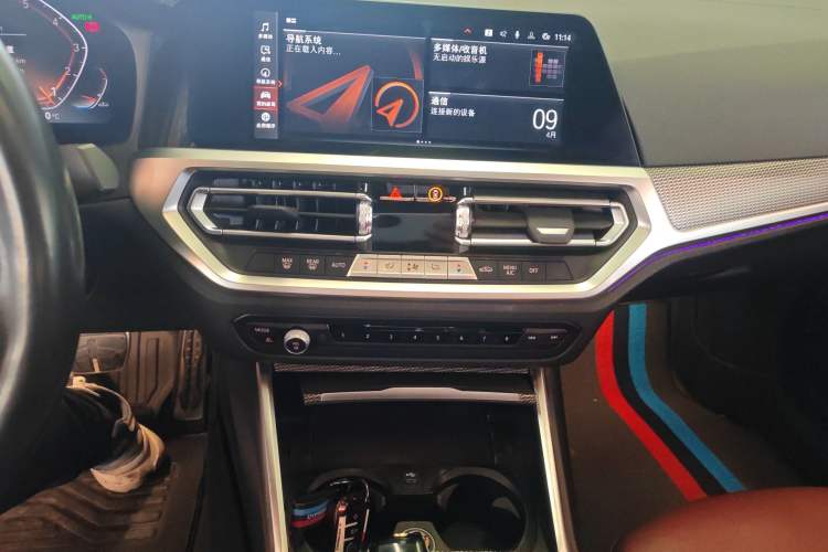 Used BMW 4 Series 2021 425i M Sport Night Edition Audio And AC Panel