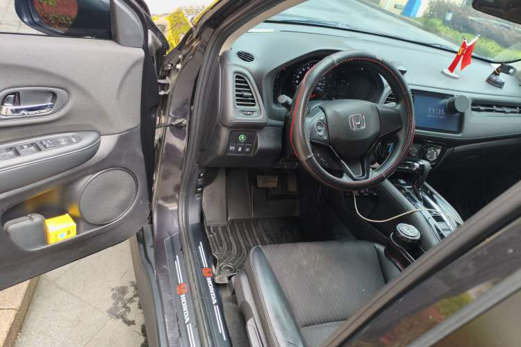 Used Honda Vezel 2020 1.5L CVT Pioneer Edition Driver Seat