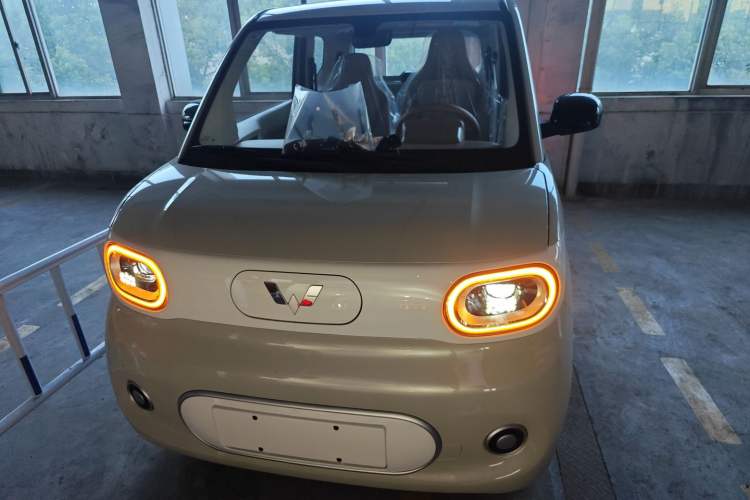 Used Wuling Hongguang MINIEV 2024 3rd Generation 215km Youth Edition