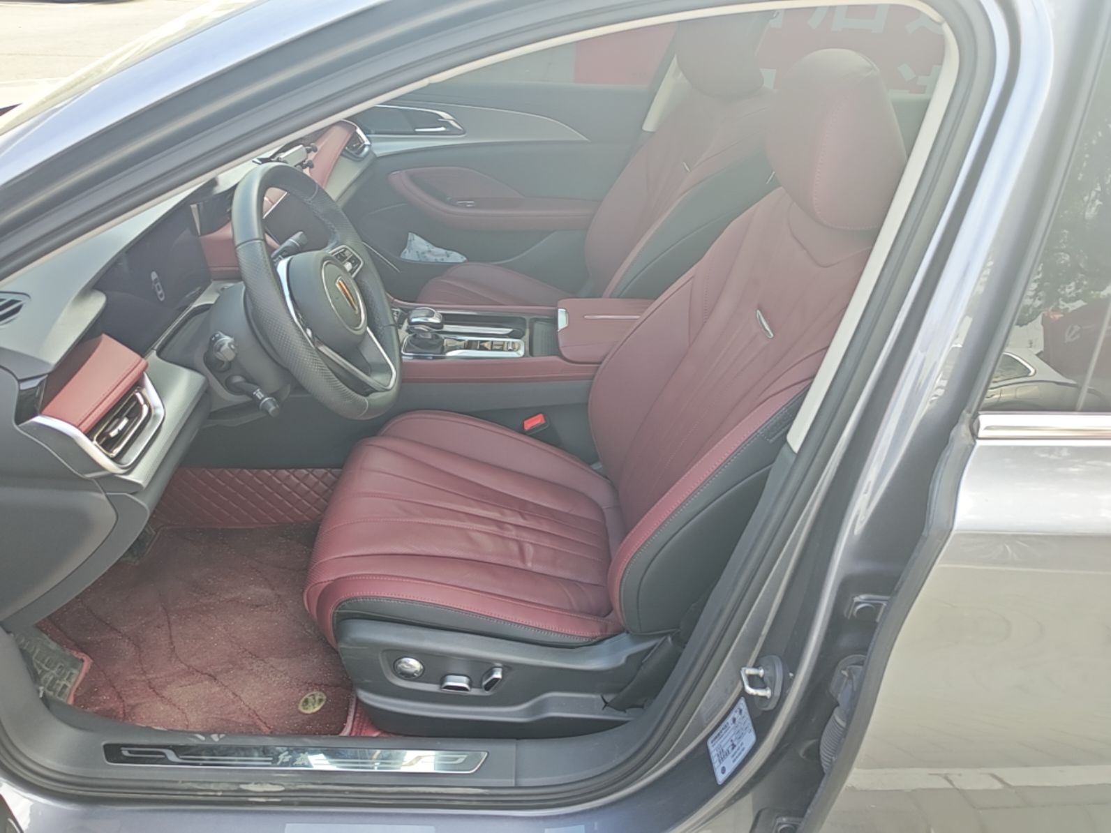 Hongqi H5 2024 2.0T Automatic Smart Connect Flagship Edition - Chinese Trim Chang — снимка 19