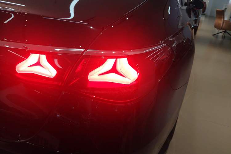 Used Mercedes-Benz E-Class 2025 Facelift E 300 L Fashion Edition