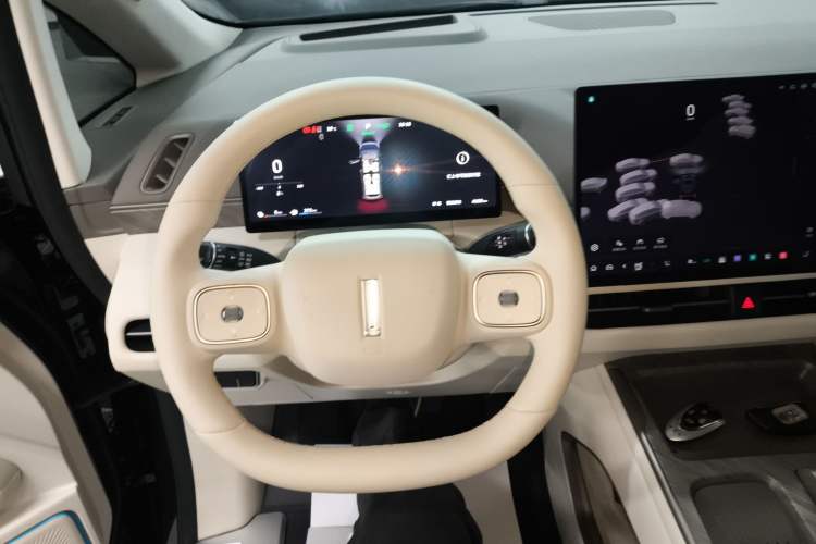 Used Wey Gaoshan 2025 Four-Wheel Drive Alpine 8
