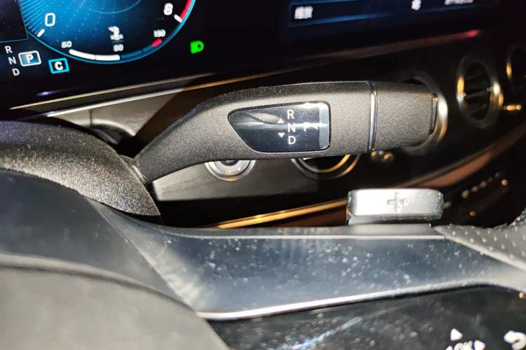 Used Mercedes-Benz E-Class 2023 Restyled E 300 L Sporty and Stylish Edition
