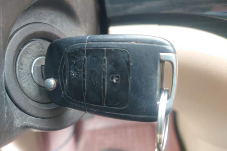 Used Baojun 730 2014 1.5L manual Comfort ESP version 7 seats
