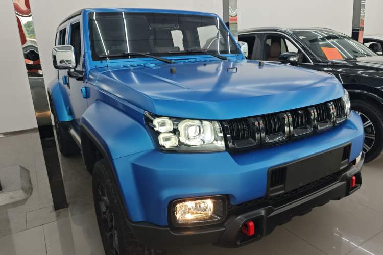 Used BAIC Off-Road BJ40 2021 2.0D Automatic Four-Wheel Drive Blade Hero Edition Pioneer Model Front Right 45 Deg