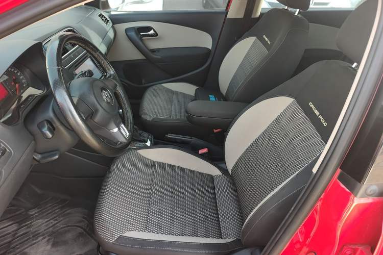Used Volkswagen Polo 2012 1.6L Cross Polo Automatic Transmission Left Front Seat