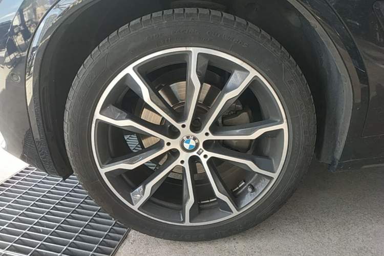 Used BMW X3 2021 xDrive30i Luxury Model with M Sport Package
