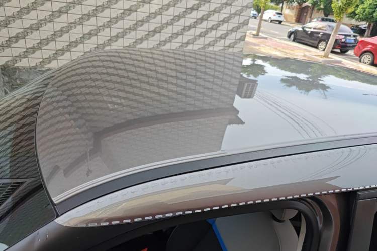 Used ORA White Cat 2022 Upgraded Model 305km Range Luxury Version Lithium-Ion Battery