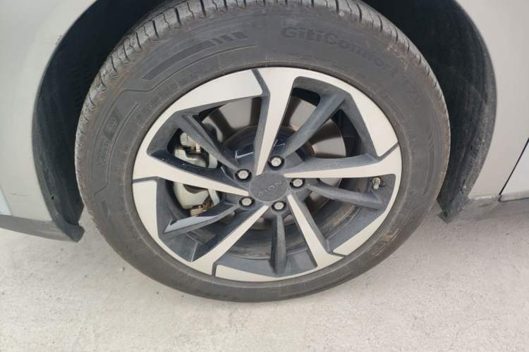 Used AION Y 2023 Plus 510 Smart Edition Exterior 4