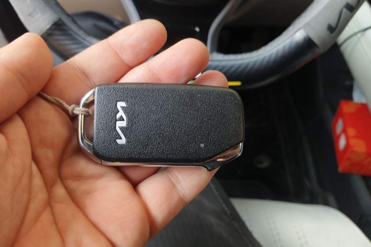 Used Kia Sportage (Chinese Domestic Model) 2025 1.5T Two-Wheel Drive Prestige Edition Vehicle Key