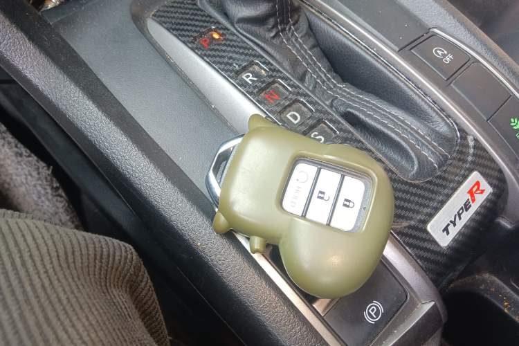 Used Honda Civic 2021 HATCHBACK 220TURBO CVT Trendy Cool Edition