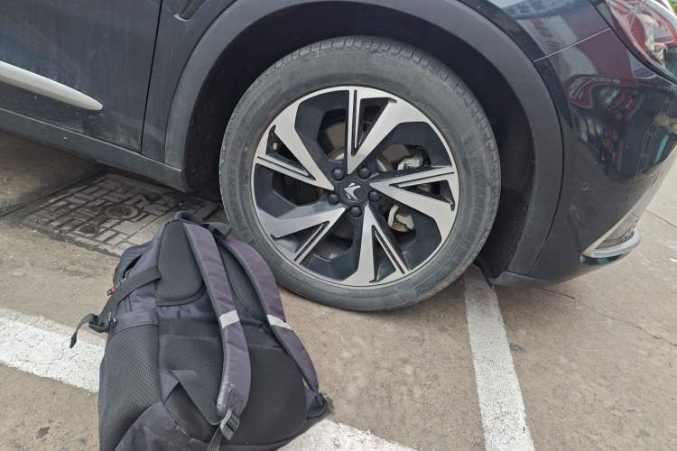 Used ARCFOX Alpha S 2022 708S+ 160kW Right Front Wheel Hub