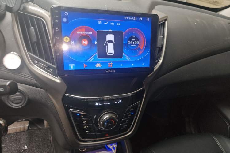 Used CHANGAN CS35 2017 1.6L Automatic Luxury Model Audio And AC Panel