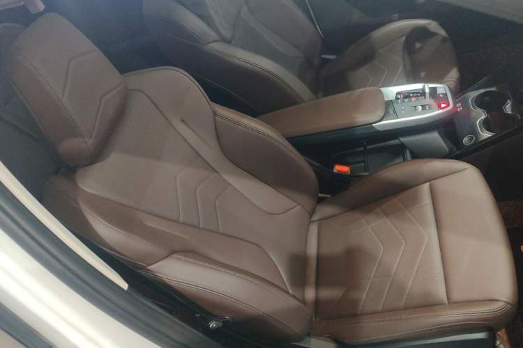 Used BMW X1 2023 sDrive25Li M Sport Package Right Front Seat