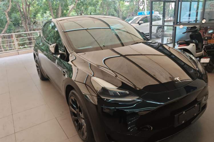 Used Tesla Model Y 2022 Rear-Wheel-Drive Version
