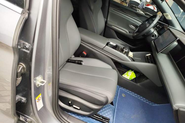 Used BYD Qin L 2024 DM-i 120KM Beyond Model Right Front Seat