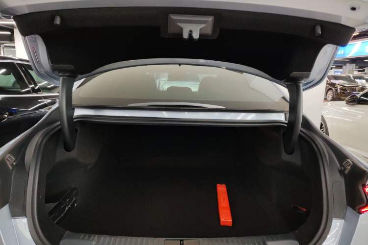 Used Lincoln Z 2022 iXiang Deluxe Edition