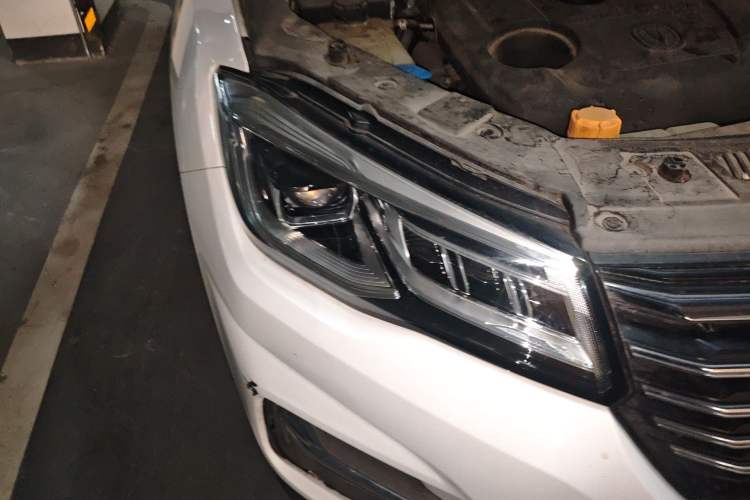 Used CHANGAN CS75 2020 280T Manual Elite Version China VI Right Front Headlight